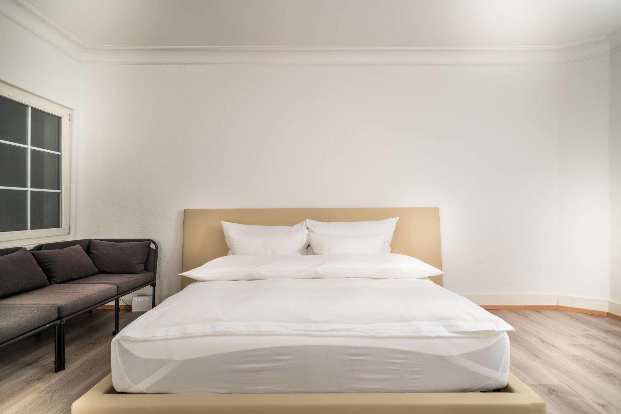 Top City Center Location By Airhome Zugo Esterno foto